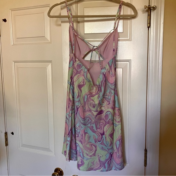 NWT ZARA Marble Pattern Satin Dress with Cut Out Detail Size XS - Picture 3 of 10